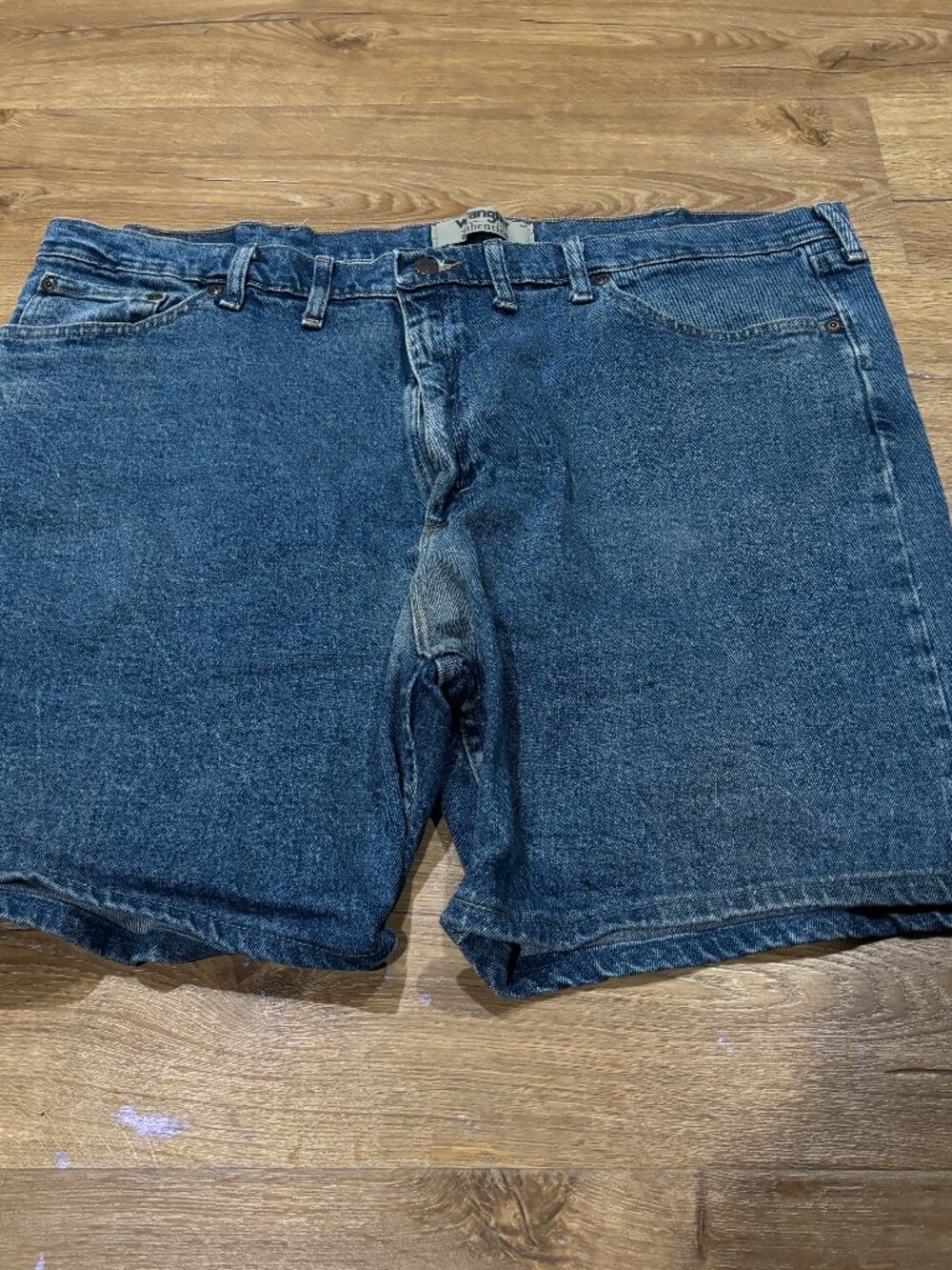 Nice Faded Blue Wash Wrangler Denim Jorts Jean Shorts